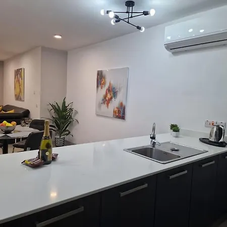 Dioor Luxurious By Dahlia Daire *