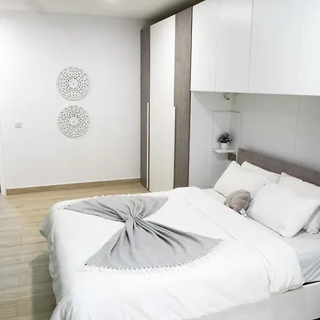 Dioor Luxurious By Dahlia