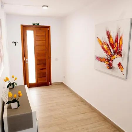 Dioor Luxurious By Dahlia Apartament St. Julian's