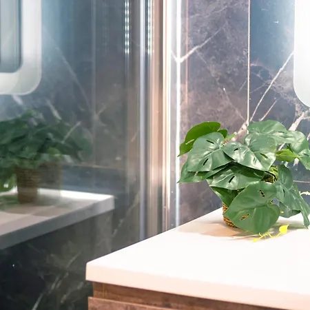 Apartament Dioor Luxurious By Dahlia St. Julian's