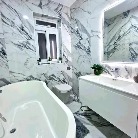 Daire Dioor Luxurious By Dahlia Saint Julian's