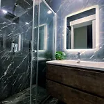 Dioor Luxurious By Dahlia 아파트