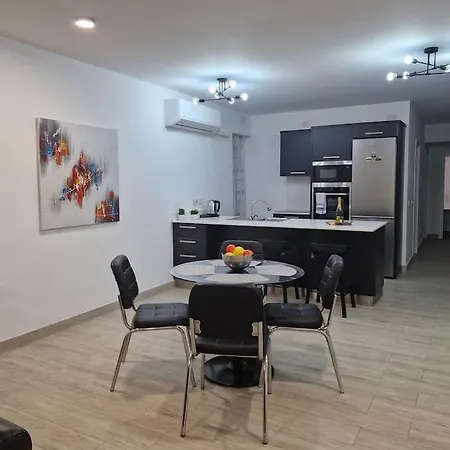Dioor Luxurious San Ġiljan